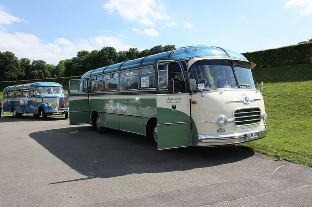 KÃ¤ssbohrer Setra S 9 Bus, Retro Classics meets Barock | Flickr ...