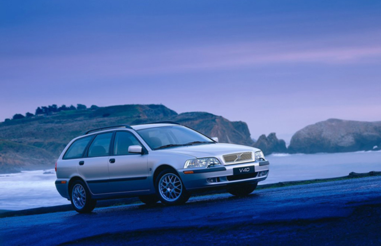 Volvo S40 20T / Search in News - Specs, Videos, Photos, Reviews ...