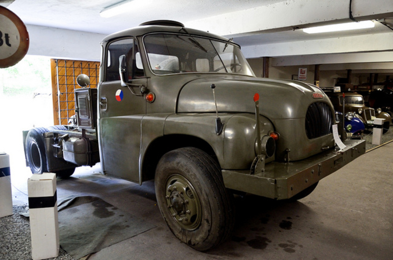 Tatra 138 NT 4x4 military trailer towing vehicle (1961) | Flickr ...