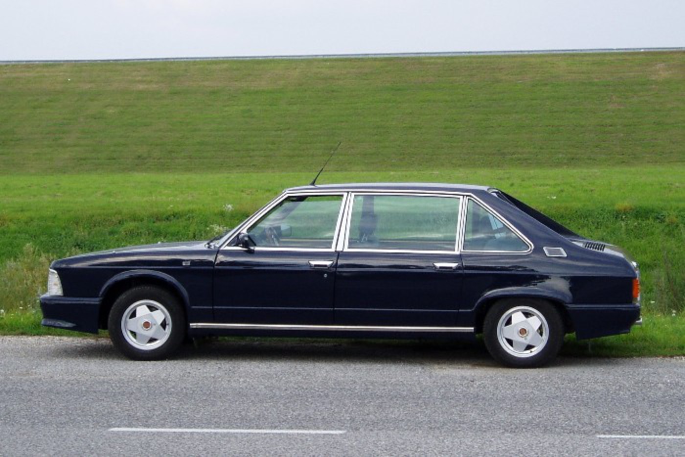 The Ultimate Rear-Engined Sedans: Tatra T613 And T700 | The Truth ...