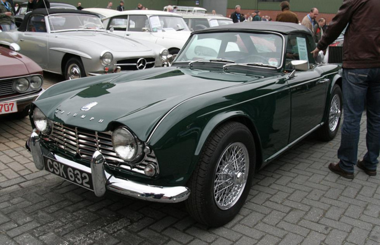 TCE2011 - Triumph TR4 - 1962 - 01 | Flickr - Photo Sharing!