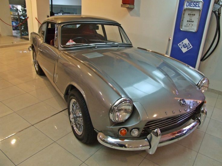 Classic and Vintage Cars - Triumph GT6