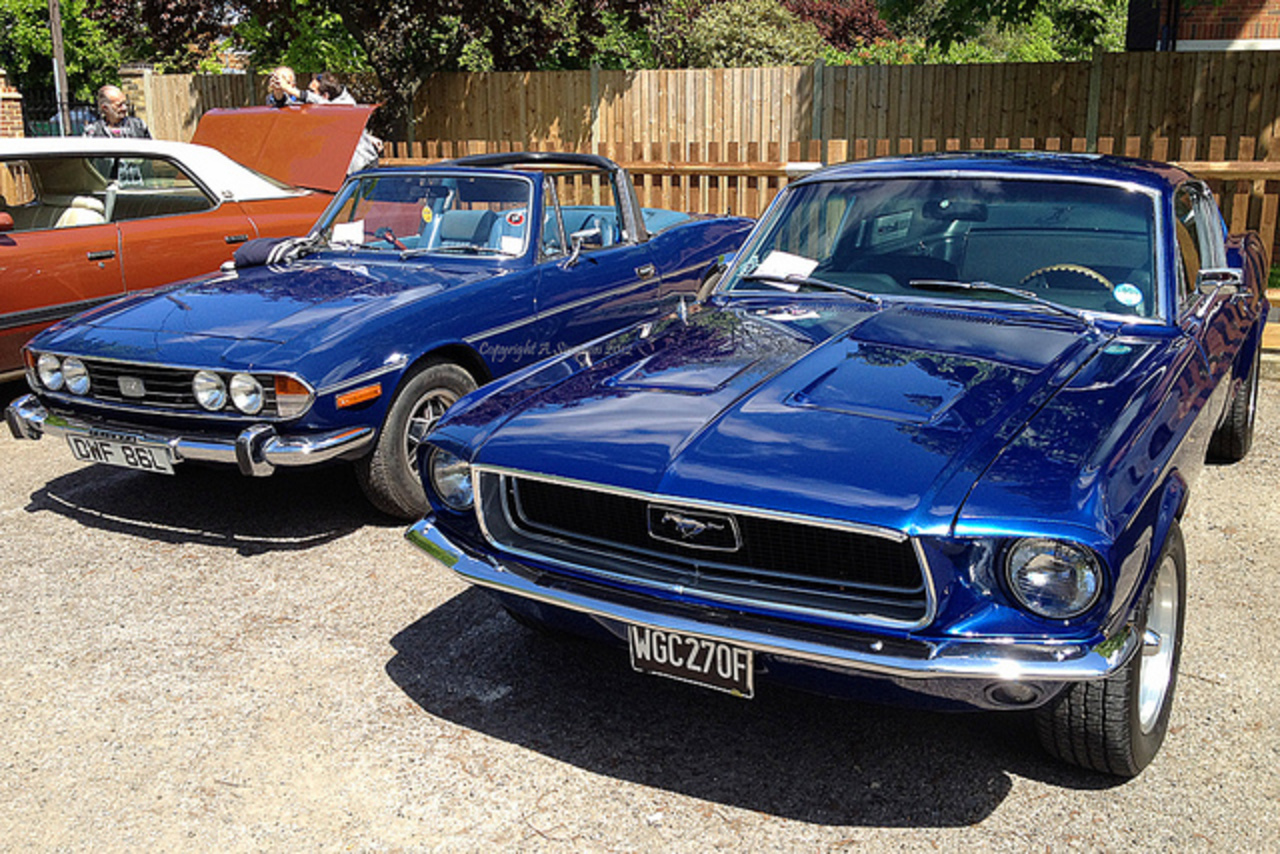 Ford Mustang (WGC 270F) / Triumph Stag (DWF 86L) | Flickr - Photo ...
