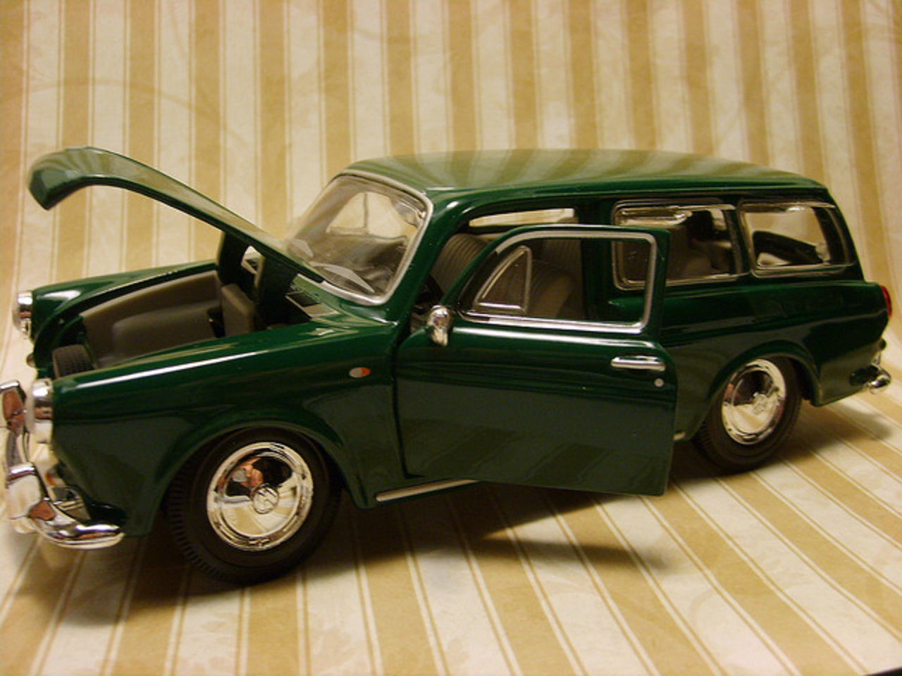 Maisto 1967 Volkswagen Squareback 2 | Flickr - Photo Sharing!
