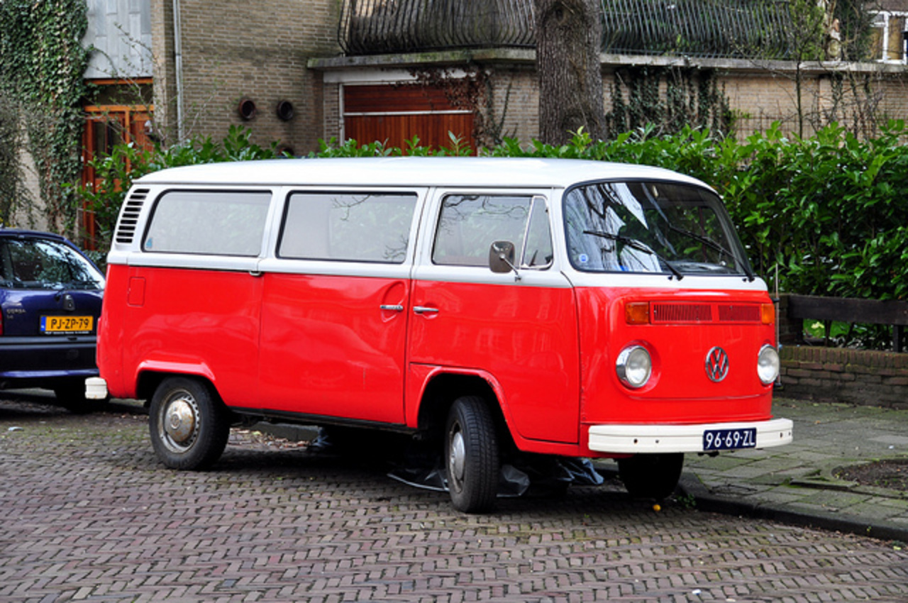 1973 Volkswagen Bus | Flickr - Photo Sharing!