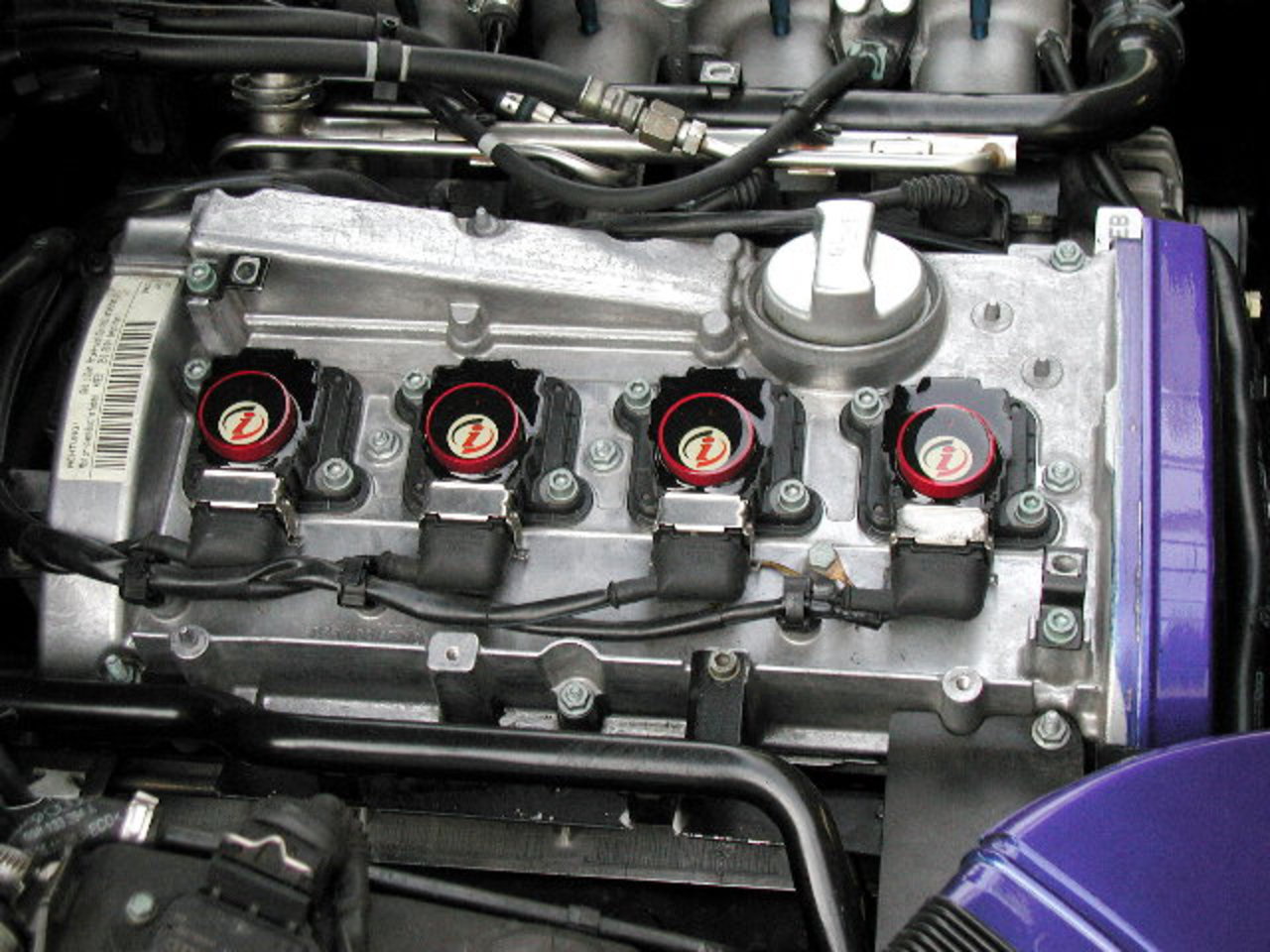 Vehicle 1999 Volkswagen Passat 20V 4 cylinder