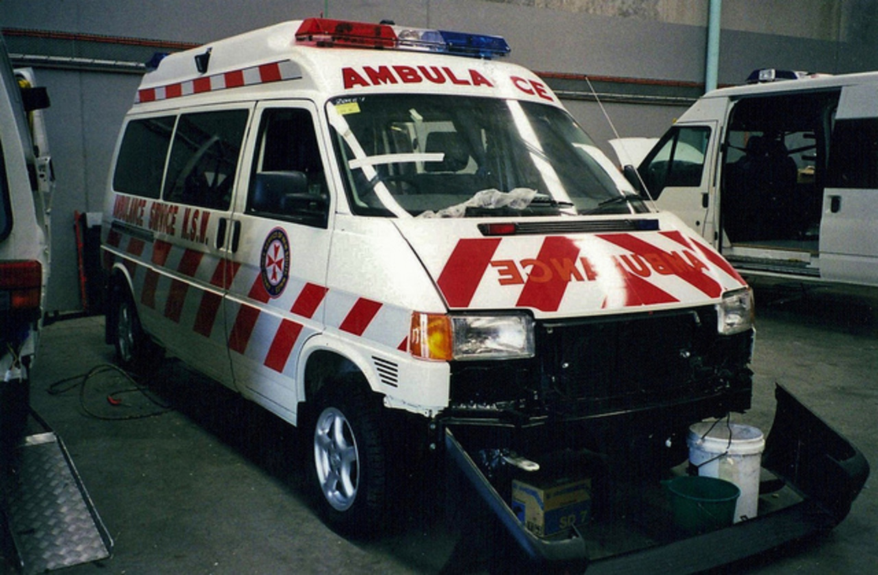 2002 Volkswagen T4 Transporter TDi ambulance | Flickr - Photo Sharing!
