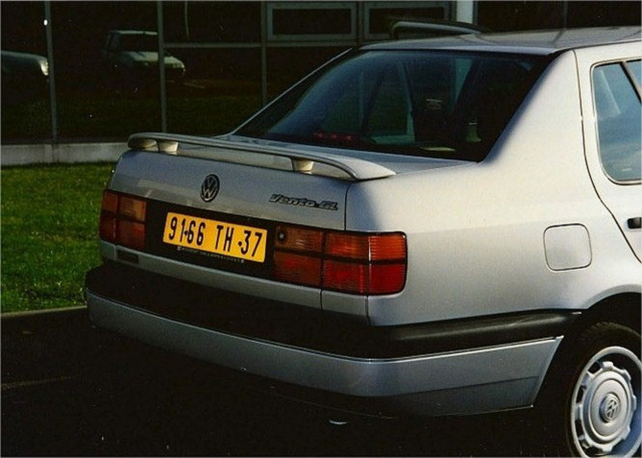 Volkswagen Vento GL de 1992 9166 TH 37 - dÃ©cembre 1995 (JouÃ©-lÃ¨s ...