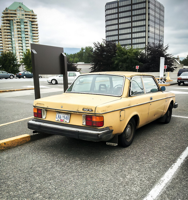 Old-School Beaut: Volvo 242 DL | Flickr - Photo Sharing!