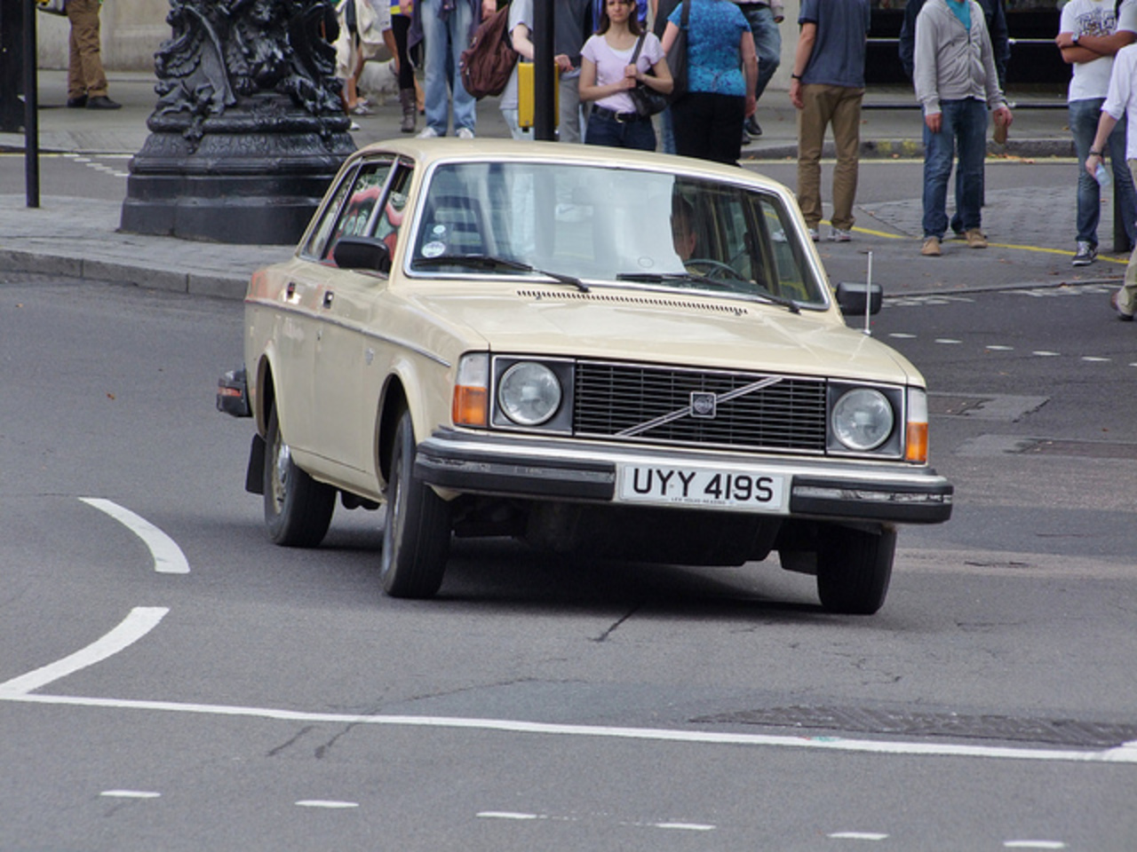 Volvo 244 DL | Flickr - Photo Sharing!