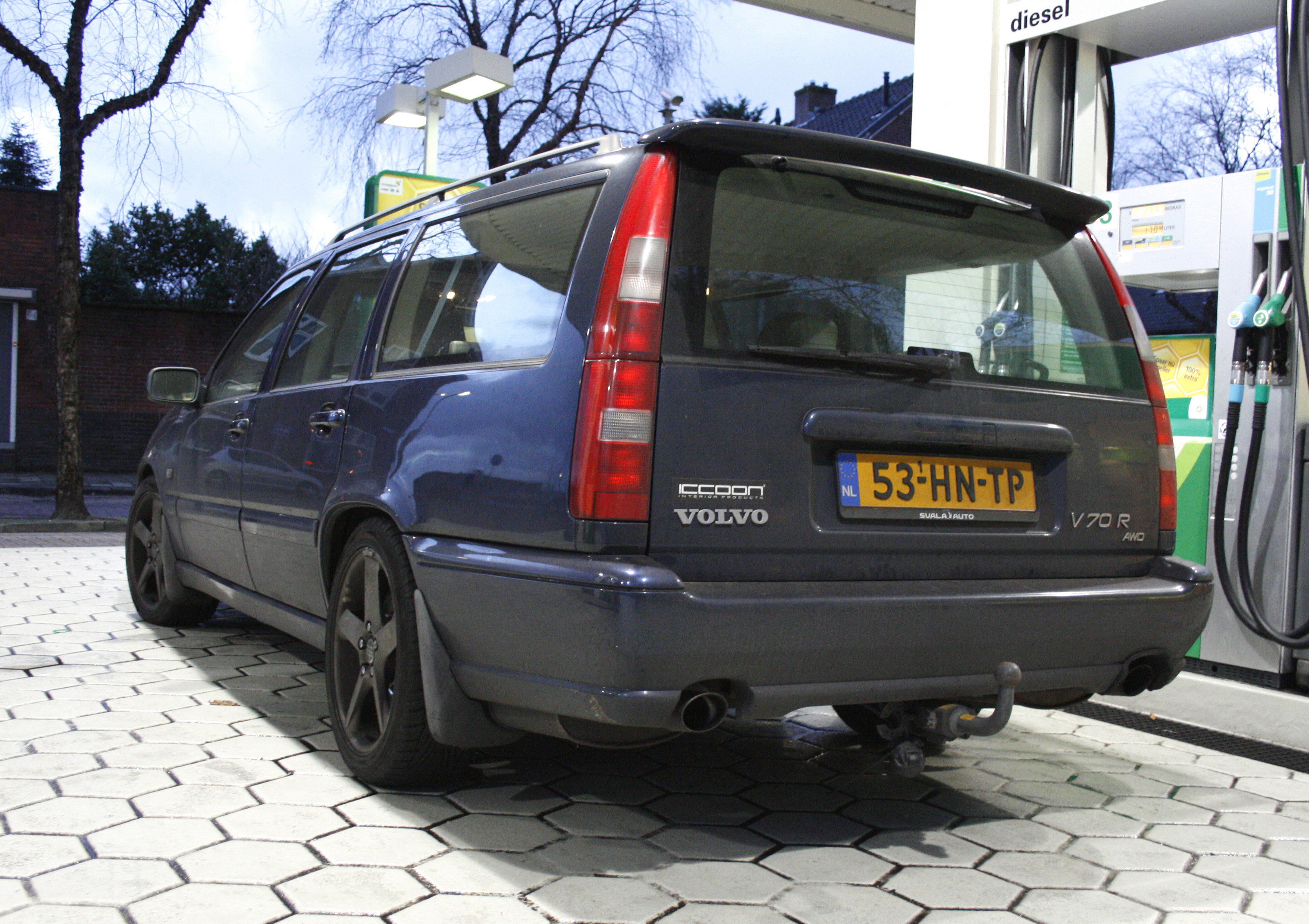 Volvo V70 R AWD Automatic | Flickr - Photo Sharing!