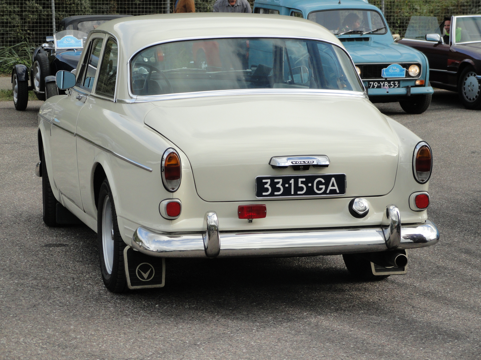 33-15-GA Volvo 121 - Nationaal Oldtimer Festival 2012 | Flickr ...