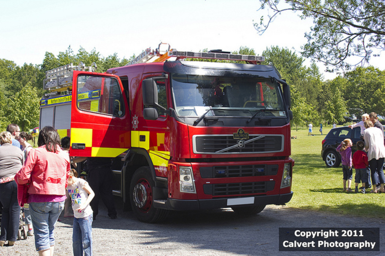NIFRS / Volvo FM9 / Fire Engine / Rescue Pump | Flickr - Photo ...