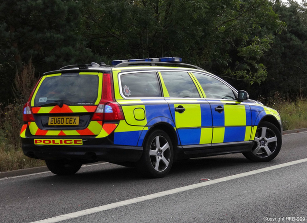 Essex Police Volvo V70 D5 Roads Policing Unit Traffic Car | Flickr ...