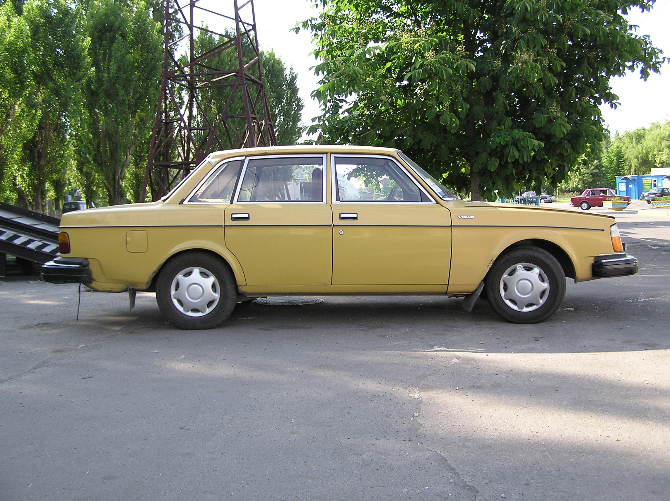 VOLVO 244L 1978 B19A | Right side | Flickr - Photo Sharing!
