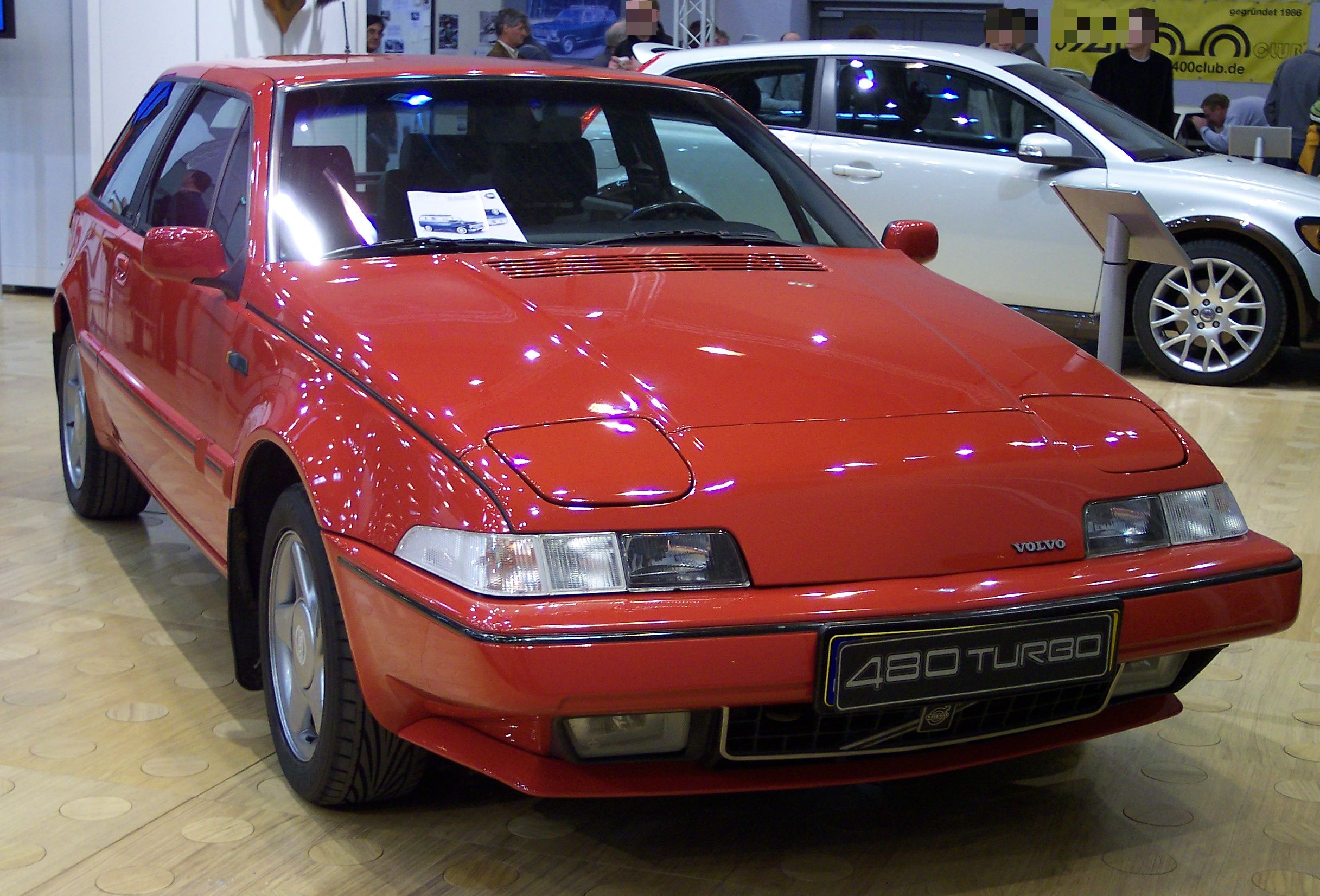 File:Volvo 480 red vr TCE.jpg - Wikimedia Commons