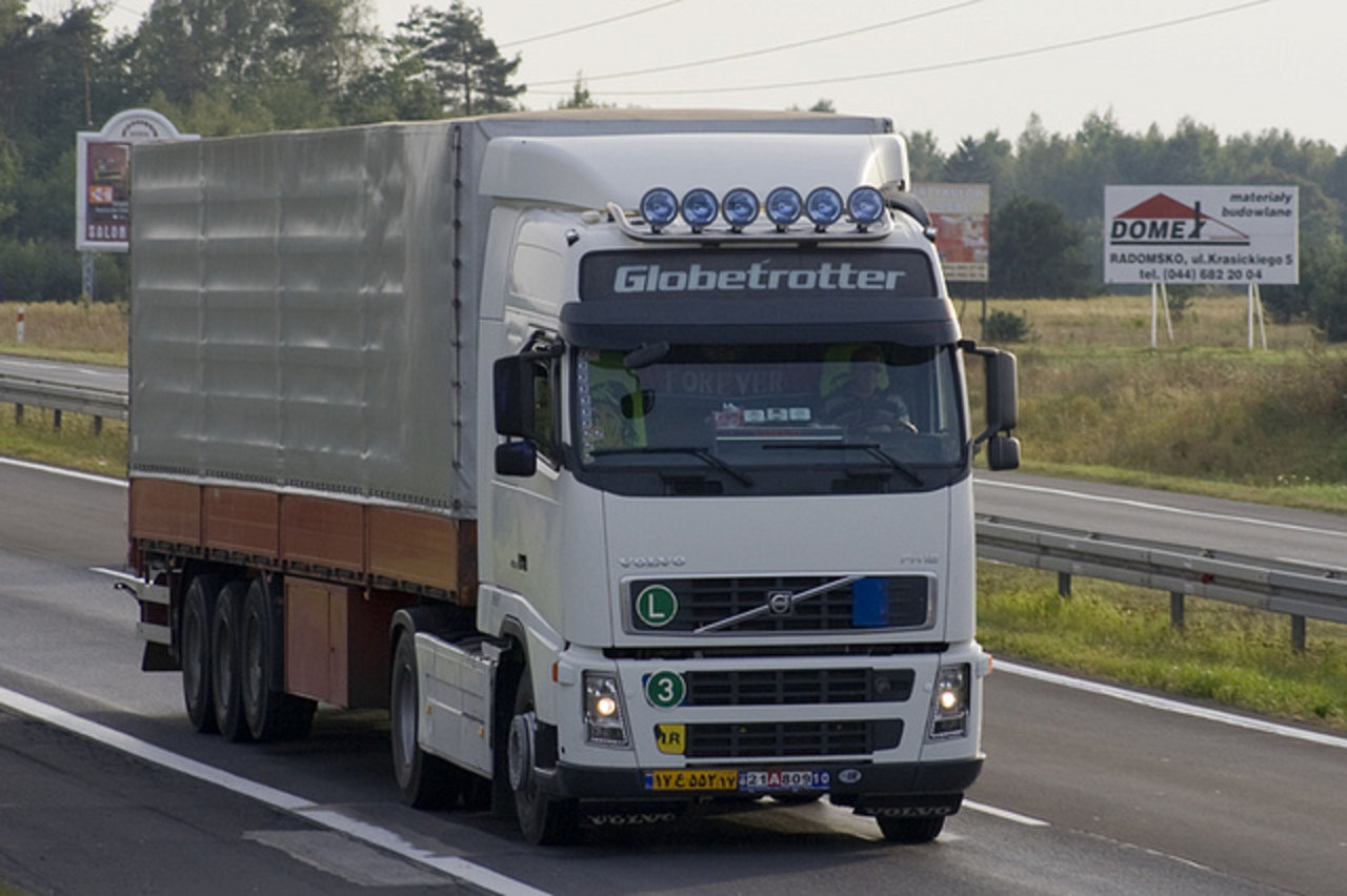 Volvo FH12 Globetrotter | Flickr - Photo Sharing!