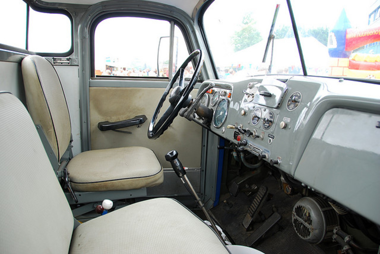 Industrie motorendag 2008: 1968 Volvo N86 truck | Flickr - Photo ...