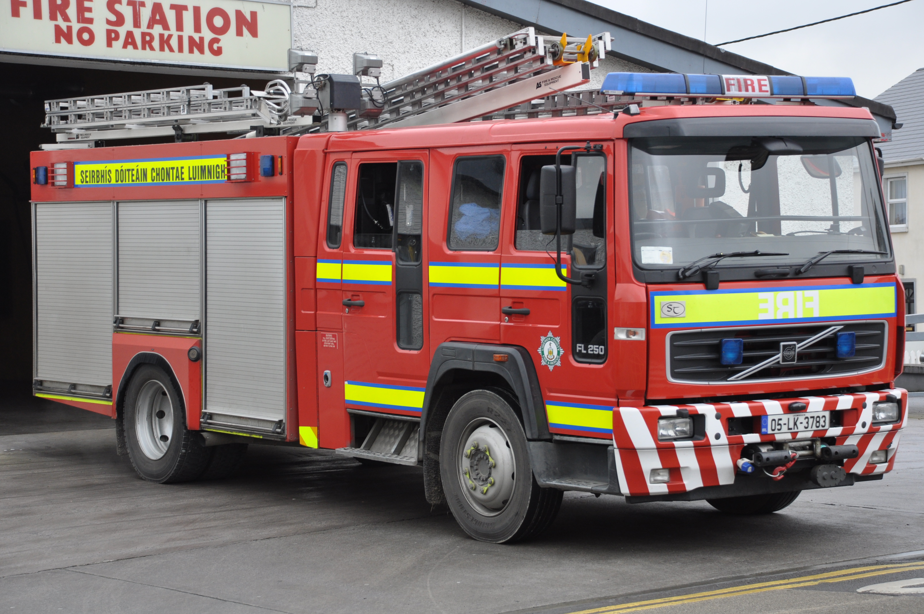 Limerick County Fire Service LK 14A1 Volvo FL250 Sidhean Teo WrL ...