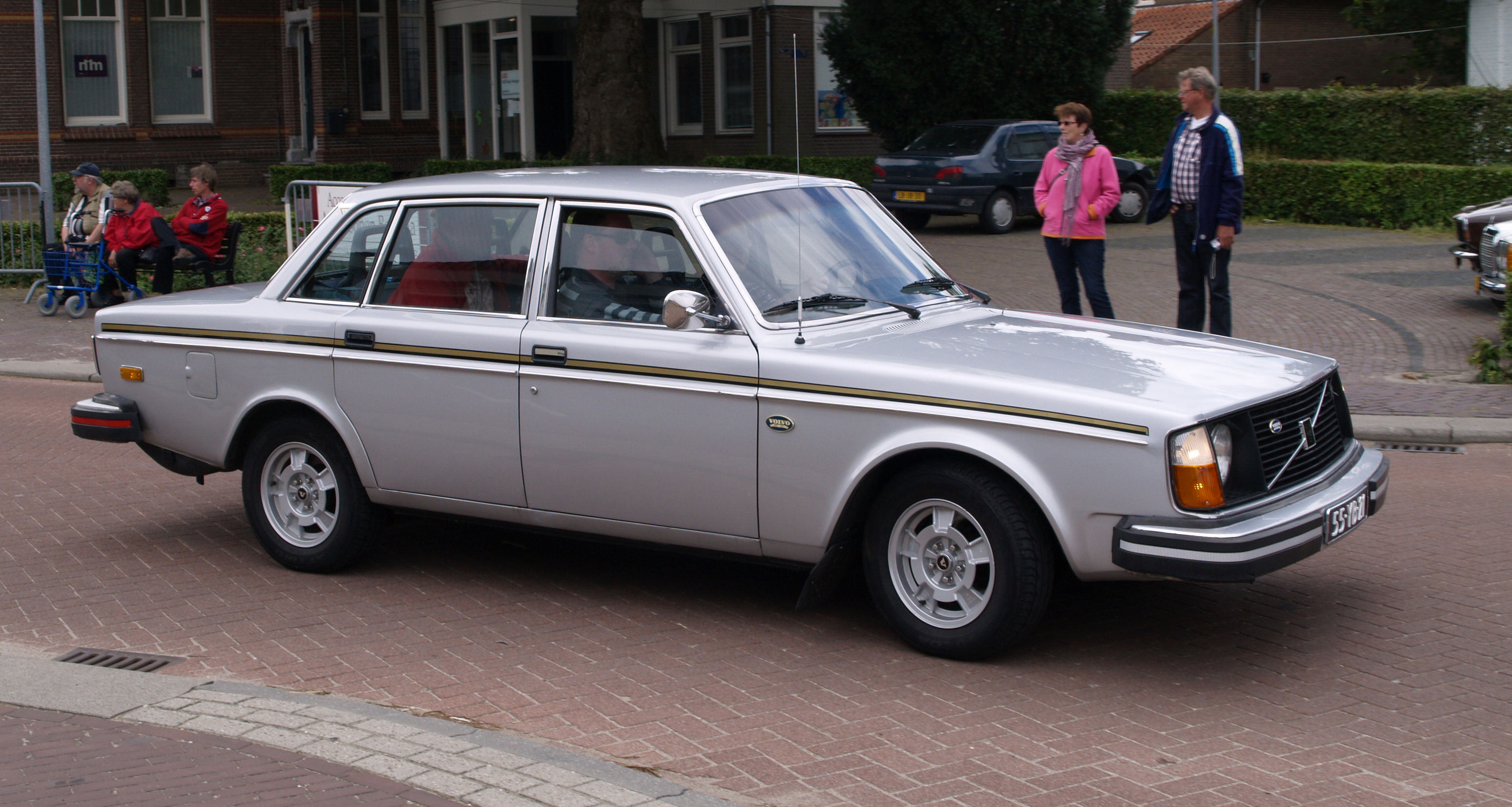 1977 Volvo 244 DL Jubileum model | Flickr - Photo Sharing!