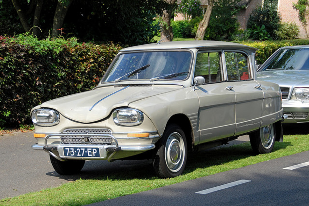Oldtimer day at Ruinerwold: 1967 CitroÃ«n Ami 6 Grand Luxe | Flickr ...