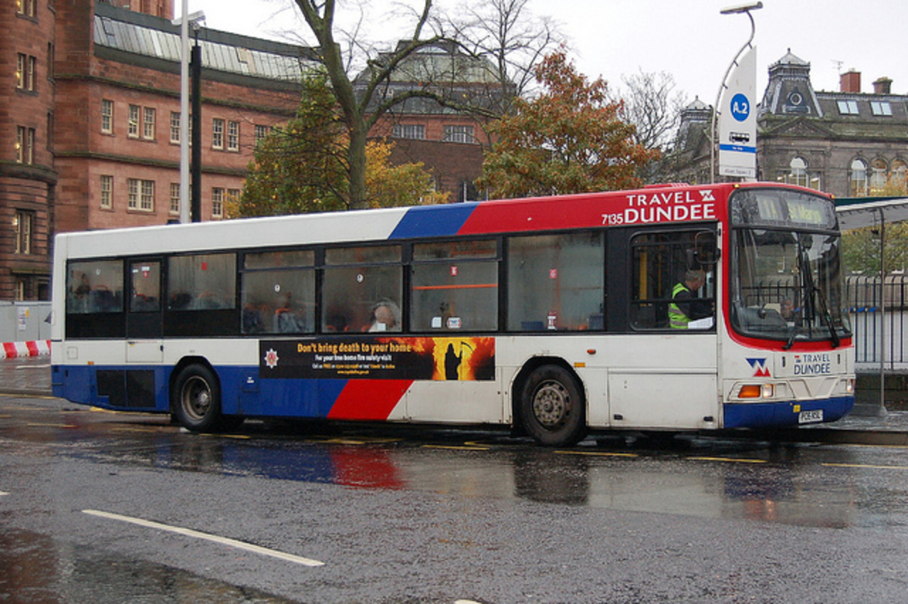 Travel Dundee Volvo B10L 7135.P135KSL - Dundee | Flickr - Photo ...