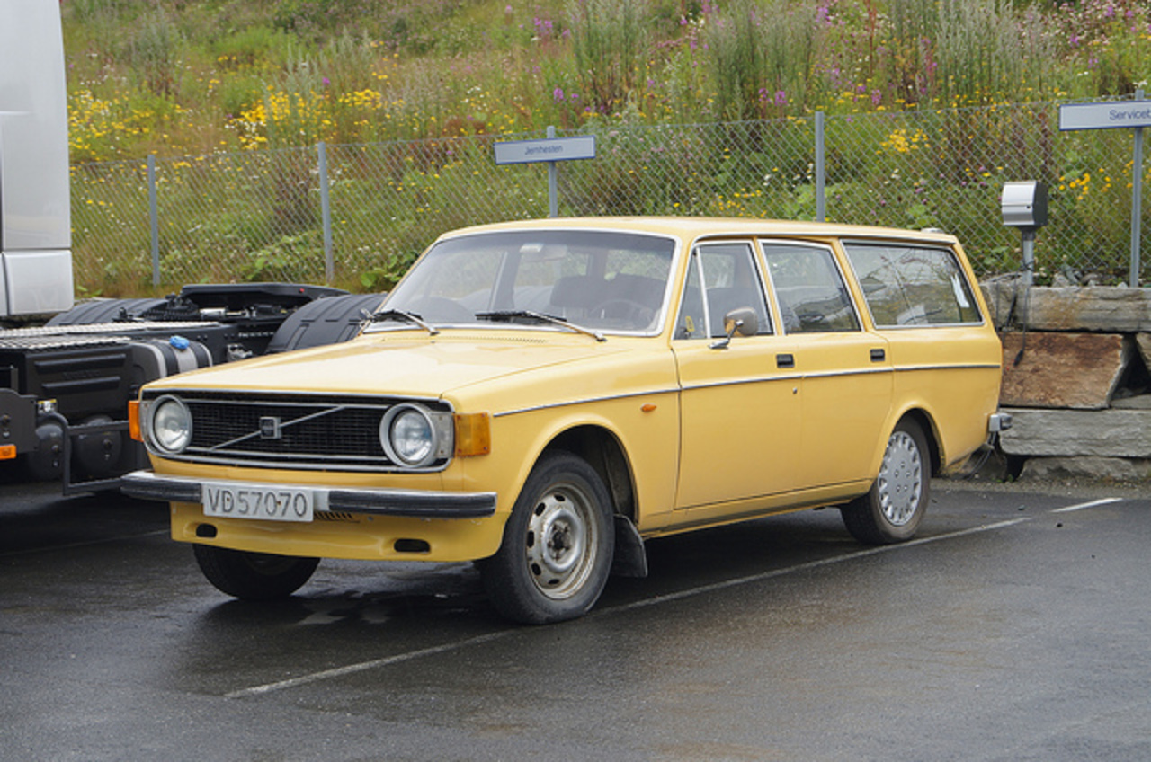 Volvo 145 1973 | Flickr - Photo Sharing!