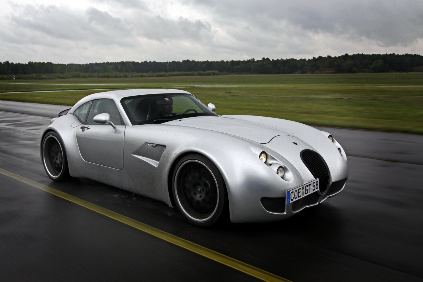 Автомобиль Wiesmann MF 3