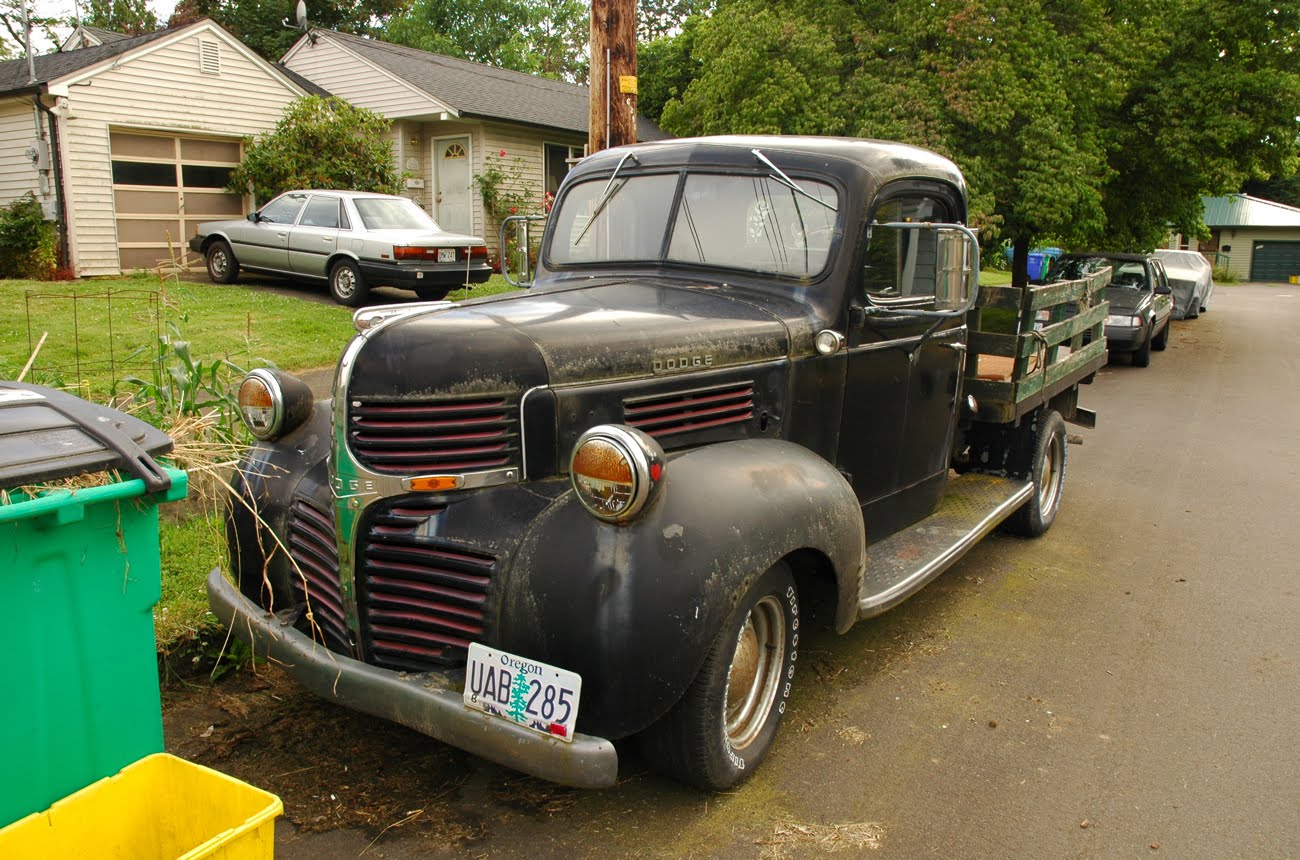 1945 Dodge Pickup.