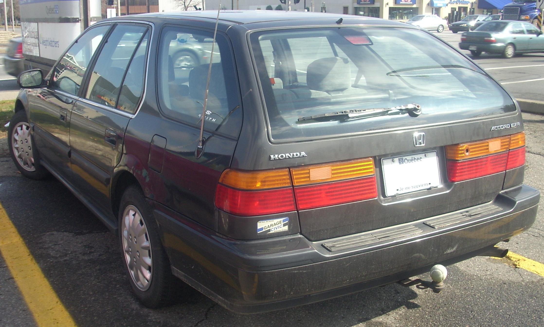 File:'91 Honda Accord EX-R Wagon.JPG