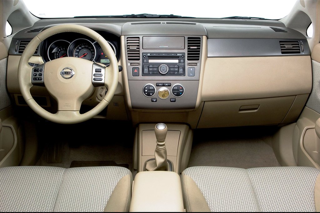 Nissan Tiida - cars catalog, specs, features, photos, videos, review, parts,