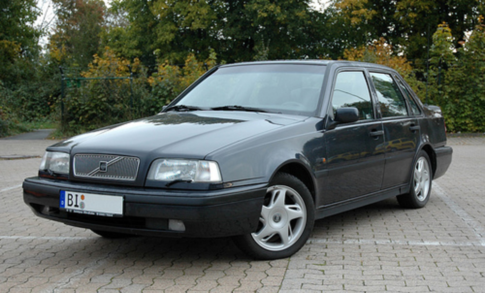 The Volvo 460 Review