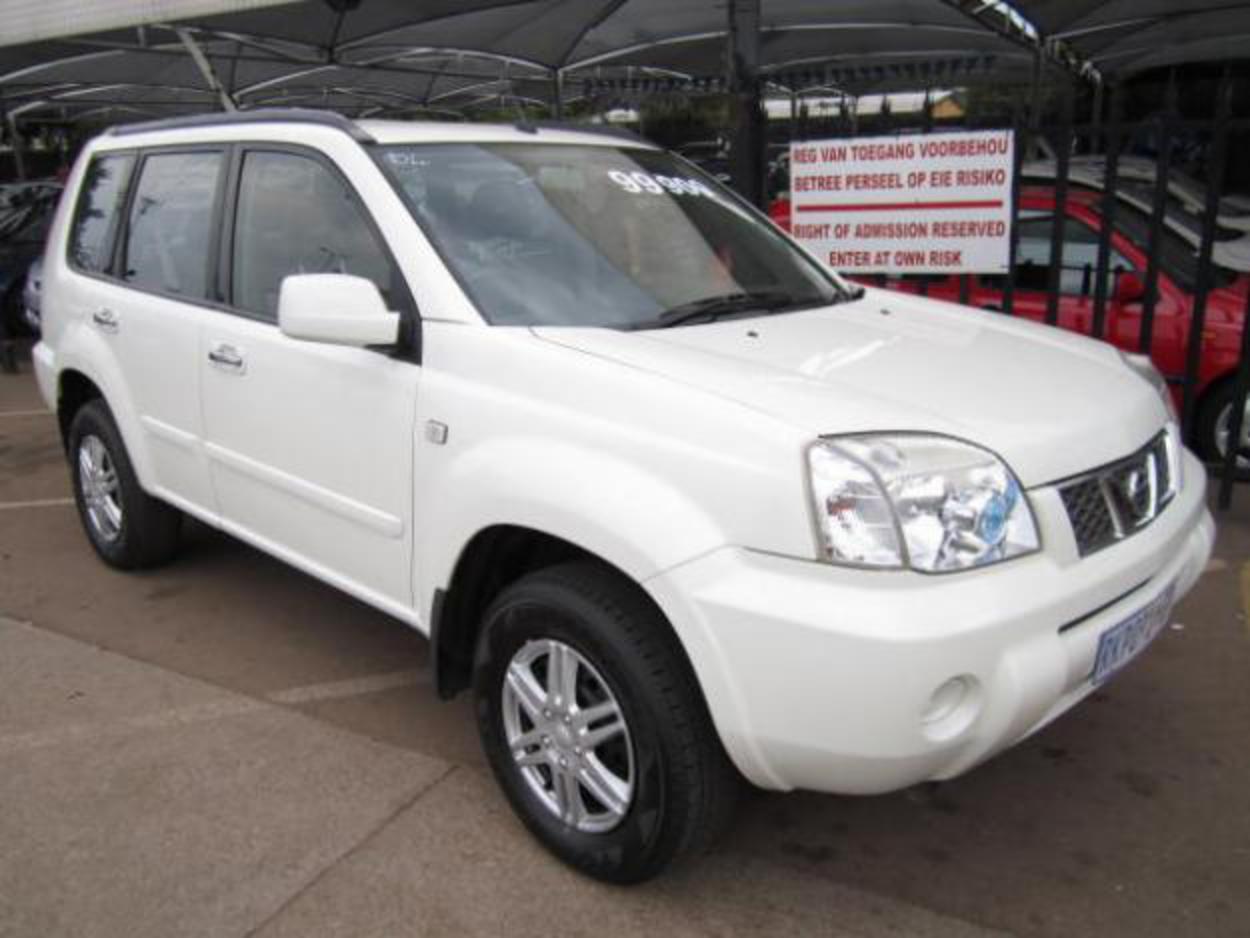 Pictures of 2004 Nissan X-Trail 2.5 R44