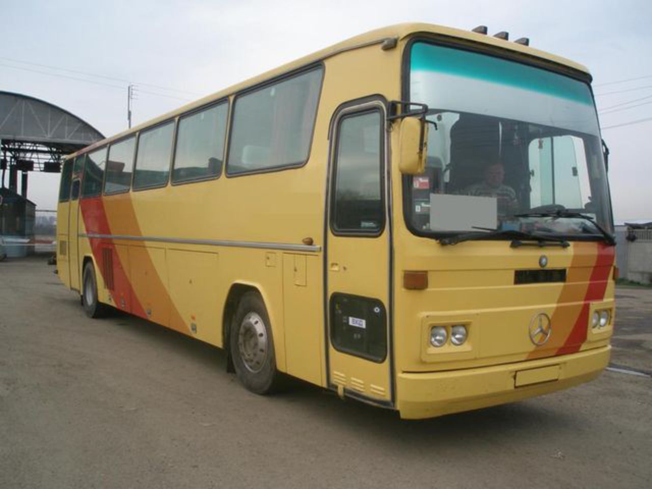 Mercedes Benz 0303