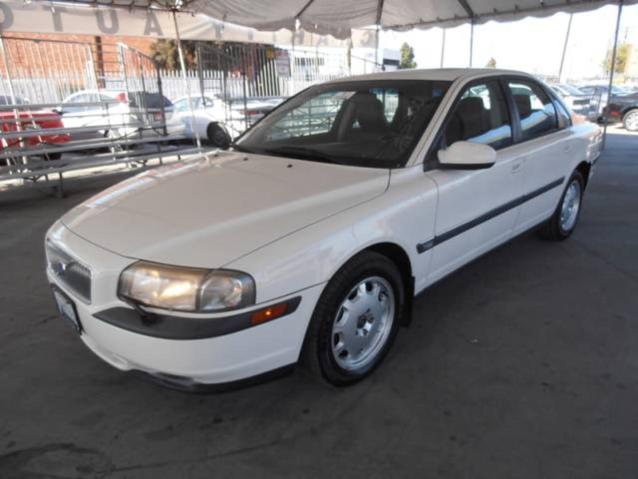 2001 Volvo S80 29 Please call or e-mail to check availability All of our