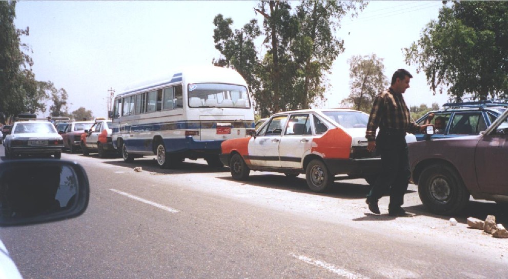 IMCDb.org: 1985 Volkswagen Passat LSE B1 [Typ 32] in "Iraq in Fragments,