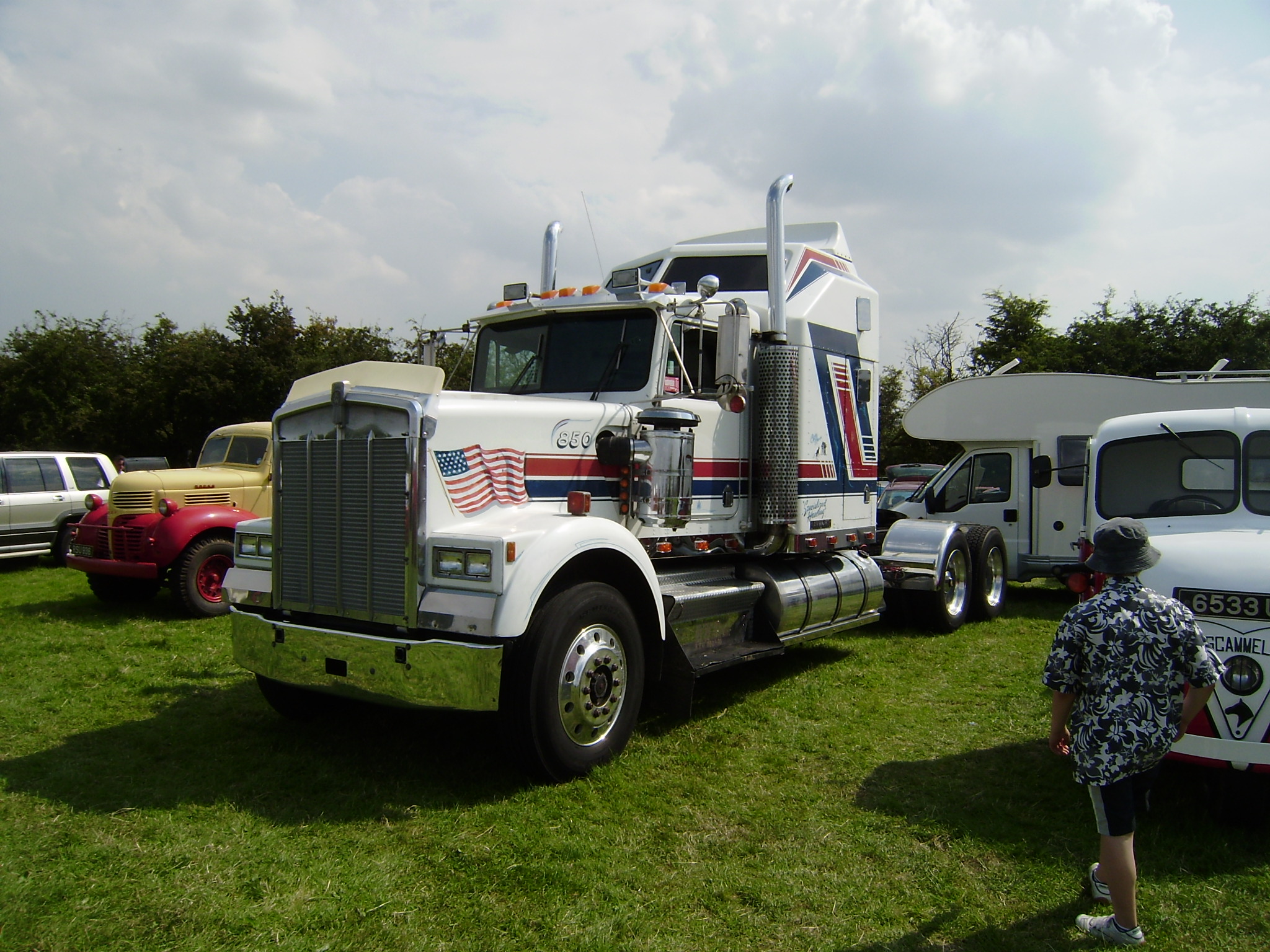 Kenworth AG 380