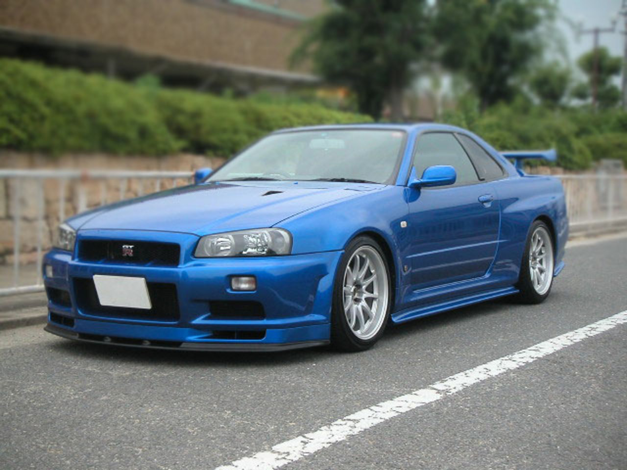 Nissan Skyline GT-R V-Spec - huge collection of cars, auto news and reviews,