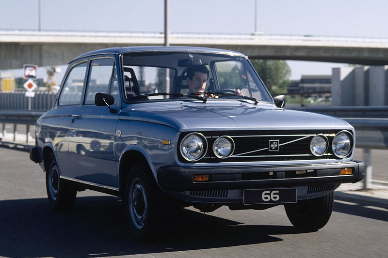 Volvo â†’ 66 â†’ GL 1975. Foto's van de Volvo 66 GL