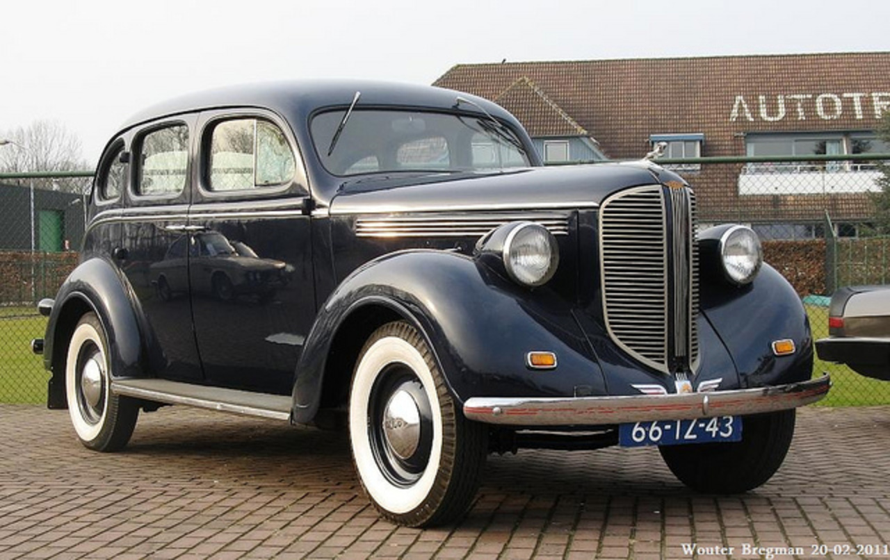 Dodge D8 1938