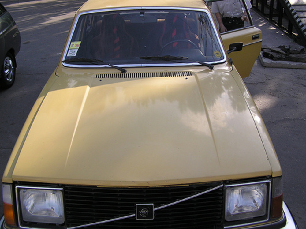 VOLVO 244L 1978 B19A (Set) · 240 Volvo (Group)