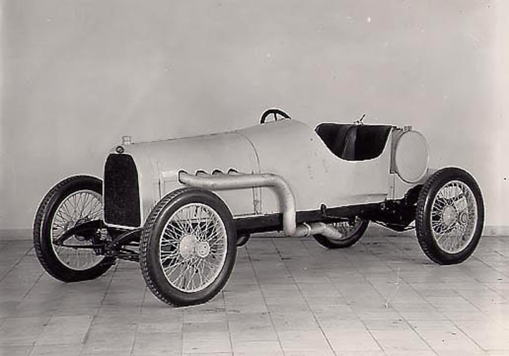 Automobile: OPEL RENNWAGEN 110 PS; Baujahr 1913. Anonyme Original-Fotografie