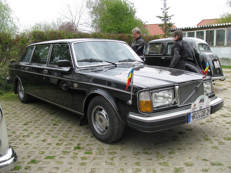 Limousine VOLVO 264 TE aus der Hansestadt Rostock bei der Oldtimer-Rally,