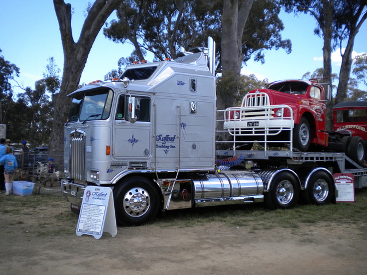 Грузовик Kenworth k100