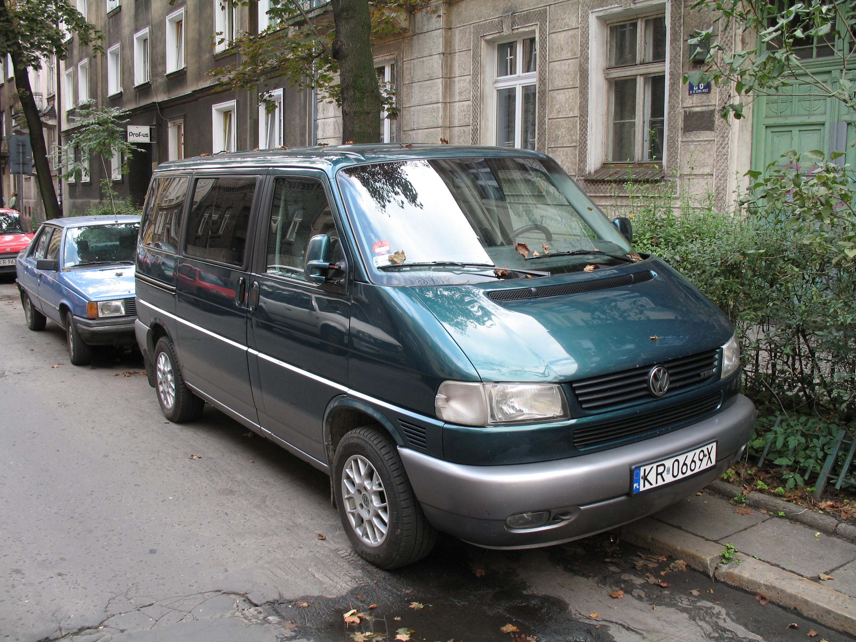 File:Volkswagen Multivan TDI.jpg