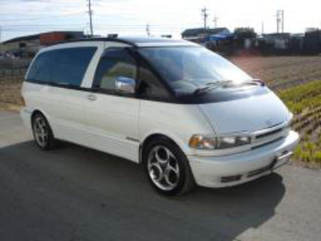 Toyota Estima V More photos? Register for free!