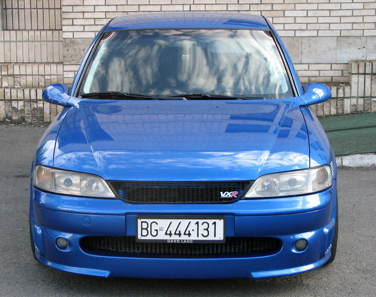 Opel Vectra VXR â€“ Serbia. ÄŒesko-SlovenskÃ¡ motoristickÃ¡ databÃ¡ze