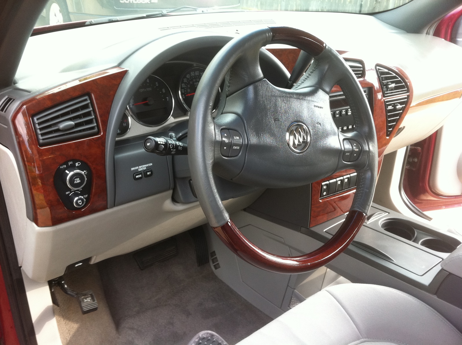 Picture of 2007 Buick Rendezvous CXL, interior.