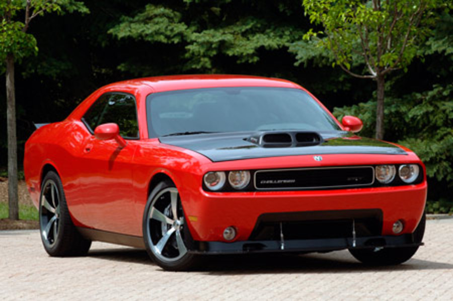 Click above for high-res gallery of the Dodge Challenger SRT10 Concept