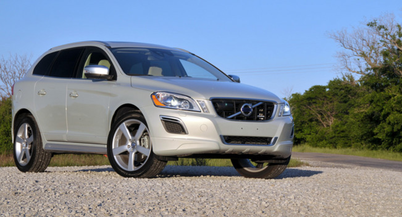 Review: 2012 Volvo XC60 T6 AWD R-Design. Gallery (25 images)